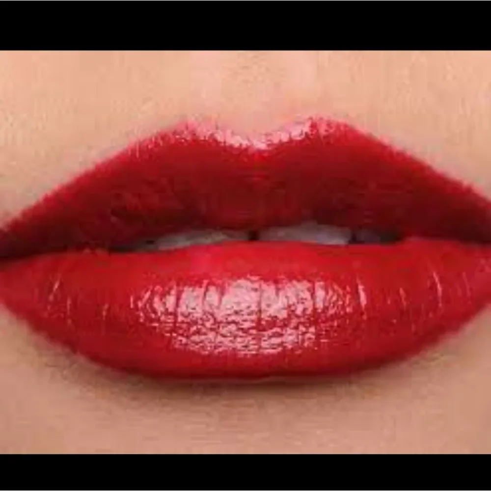 🧚‍♀️MAD LOVE Makeup Revolution  Lipstick NWT/SEALED